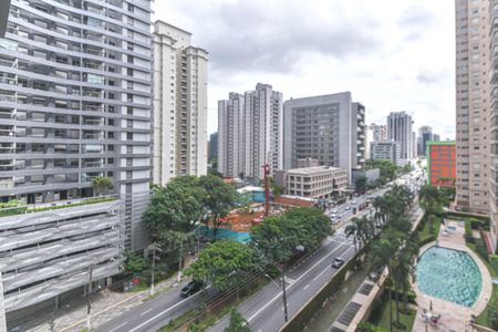 Varanda - Vista de kitnet/studio à venda com 1 quarto, 32m² em Brooklin, São Paulo