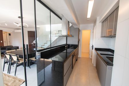 Apartamento à venda com 233m², 3 quartos e 4 vagasCozinha