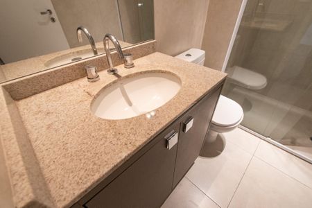 Apartamento à venda com 233m², 3 quartos e 4 vagasBanheiro da suíte 3