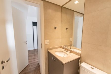 Apartamento à venda com 233m², 3 quartos e 4 vagasBanheiro da suíte 3