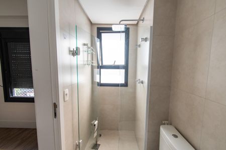 Apartamento à venda com 233m², 3 quartos e 4 vagasBanheiro da suíte 1