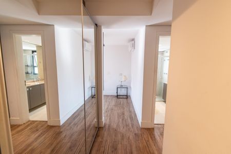 Apartamento à venda com 233m², 3 quartos e 4 vagasCorredor