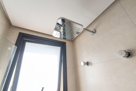 Apartamento à venda com 233m², 3 quartos e 4 vagasBanheiro da suíte 1