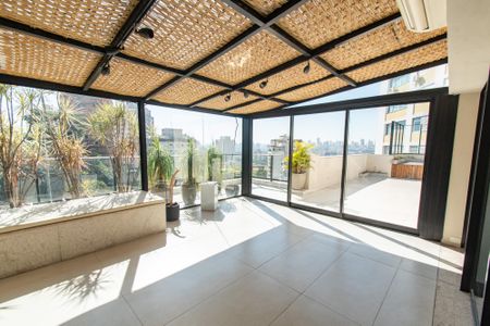 Apartamento à venda com 233m², 3 quartos e 4 vagasPiso superior cobertura