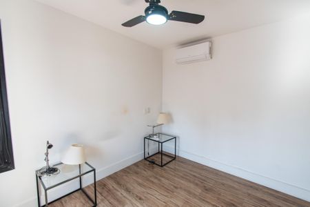 Apartamento à venda com 233m², 3 quartos e 4 vagasSuíte 2