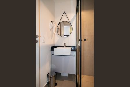 Studio para alugar com 22m², 1 quarto e sem vaga Studio para alugar com 22m², 1 quarto e sem vagaBanheiro social