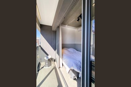 Studio para alugar com 22m², 1 quarto e sem vaga Studio para alugar com 22m², 1 quarto e sem vagaVaranda do Studio