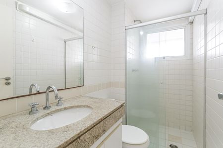 Apartamento para alugar com 57m², 1 quarto e 2 vagasBanheiro da Suíte