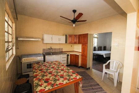 Casa para alugar com 400m², 3 quartos e sem vagaCozinha