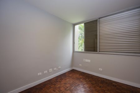 Apartamento à venda com 177m², 3 quartos e 2 vagasQuarto 1