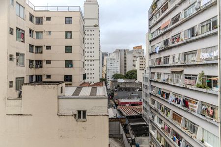 Vista de kitnet/studio à venda com 2 quartos, 48m² em Santa Ifigênia, São Paulo