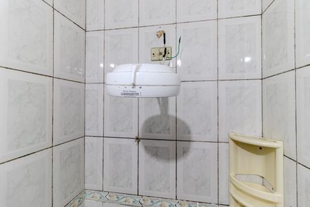 Banheiro de kitnet/studio à venda com 2 quartos, 48m² em Santa Ifigênia, São Paulo
