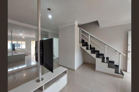 Sala de casa à venda com 3 quartos, 87m² em Jardim Umuarama, São Paulo