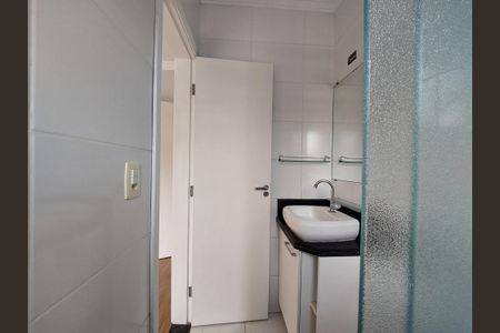 Casa à venda com 87m², 3 quartos e 2 vagas Casa à venda com 87m², 3 quartos e 2 vagasBanheiro da Suíte