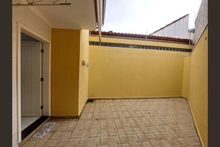 Casa à venda com 87m², 3 quartos e 2 vagas Casa à venda com 87m², 3 quartos e 2 vagasÁrea de Serviço