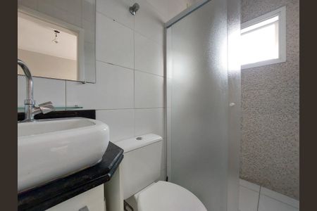 Casa à venda com 87m², 3 quartos e 2 vagas Casa à venda com 87m², 3 quartos e 2 vagasBanheiro da Suíte