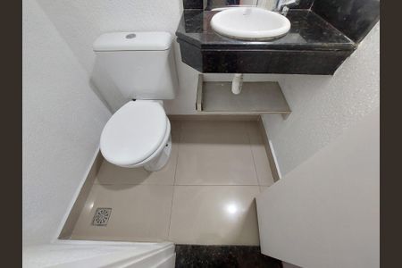 Casa à venda com 87m², 3 quartos e 2 vagas Casa à venda com 87m², 3 quartos e 2 vagasLavabo