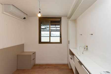 Apartamento à venda com 122m², 2 quartos e 1 vagaSuíte
