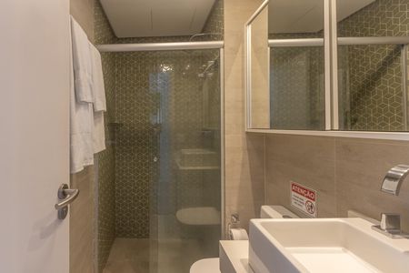 Studio para alugar com 40m², 1 quarto e 1 vaga Studio para alugar com 40m², 1 quarto e 1 vagaBanheiro