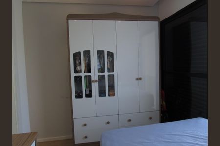 Casa à venda com 130m², 3 quartos e 4 vagasSuíte