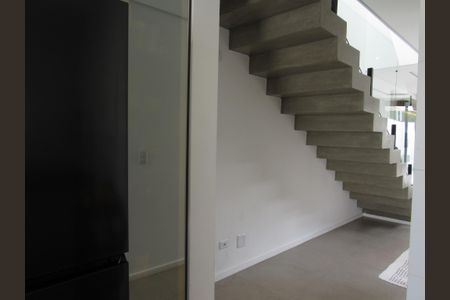 Casa à venda com 130m², 3 quartos e 4 vagasSala/Hall