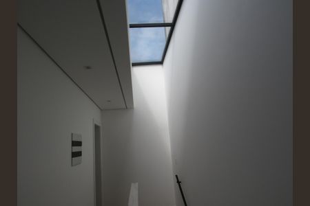 Casa à venda com 130m², 3 quartos e 4 vagasCorredores