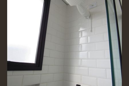 Casa à venda com 130m², 3 quartos e 4 vagasBanheiro da Suíte 2