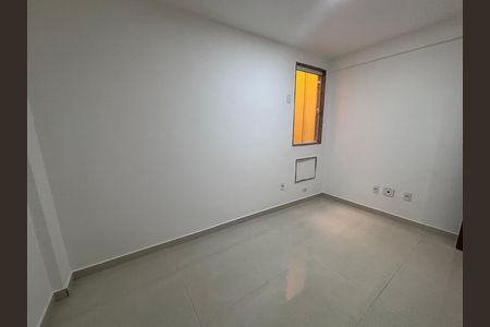 Quarto de kitnet/studio para alugar com 1 quarto, 35m² em Recreio dos Bandeirantes, Rio de Janeiro