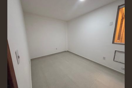 Quarto de kitnet/studio para alugar com 1 quarto, 35m² em Recreio dos Bandeirantes, Rio de Janeiro