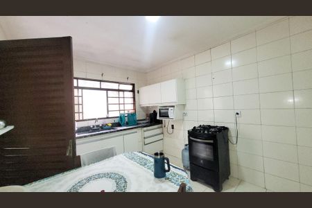 Casa para alugar com 380m², 5 quartos e 4 vagasCozinha