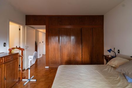 Apartamento à venda com 213m², 3 quartos e 2 vagasSuíte