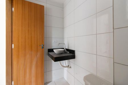 Apartamento à venda com 39m², 2 quartos e sem vaga Apartamento à venda com 39m², 2 quartos e sem vagaBanheiro Social