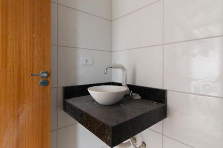 Apartamento à venda com 39m², 2 quartos e sem vaga Apartamento à venda com 39m², 2 quartos e sem vagaBanheiro Social