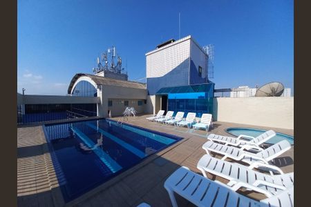 Studio para alugar com 36m², 1 quarto e 1 vaga Studio para alugar com 36m², 1 quarto e 1 vagaÁrea comum - Piscina