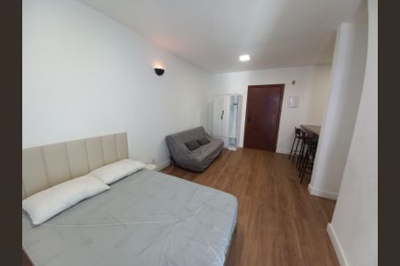 Studio para alugar com 36m², 1 quarto e 1 vaga Studio para alugar com 36m², 1 quarto e 1 vagaStudio