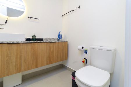 Banheiro de kitnet/studio à venda com 0 quarto, 21m² em Brooklin, São Paulo