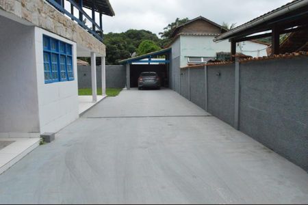 Casa à venda com 5 quartos, 230m² em Engenho do Mato, Niterói