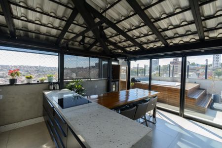 Apartamento à venda com 140m², 3 quartos e 1 vagaCobertura