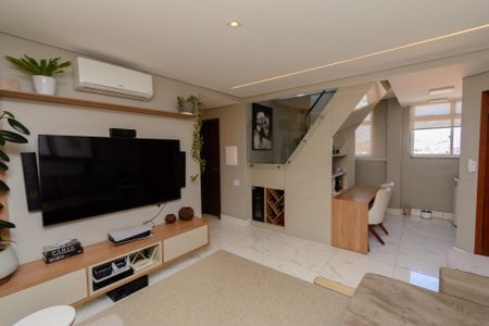 Sala de apartamento à venda com 3 quartos, 140m² em Eldorado, Contagem