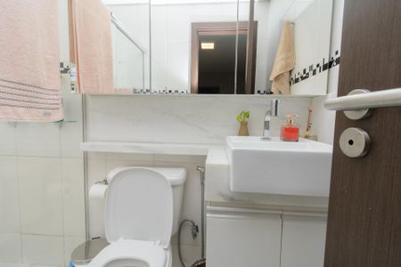 Apartamento à venda com 140m², 3 quartos e 1 vagaBanheiro da Suíte