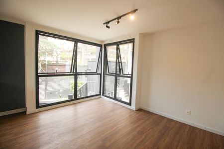 Casa para alugar com 143m², 2 quartos e 2 vagasSala