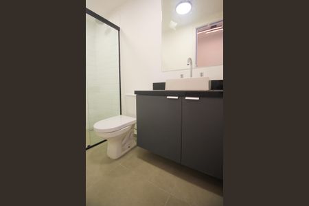 Casa para alugar com 143m², 2 quartos e 2 vagasBanheiro