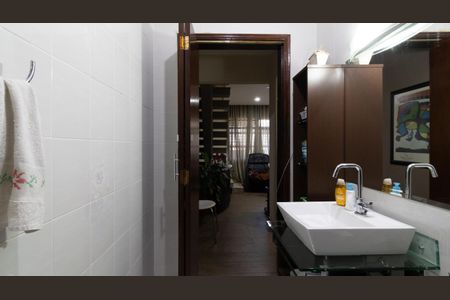 Casa à venda com 135m², 3 quartos e 3 vagas Casa à venda com 135m², 3 quartos e 3 vagasBanheiro 2