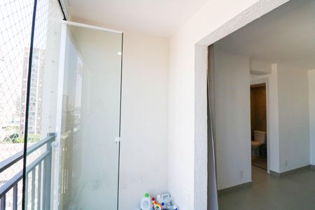 Varanda de kitnet/studio para alugar com 1 quarto, 36m² em Jardim Caravelas, São Paulo