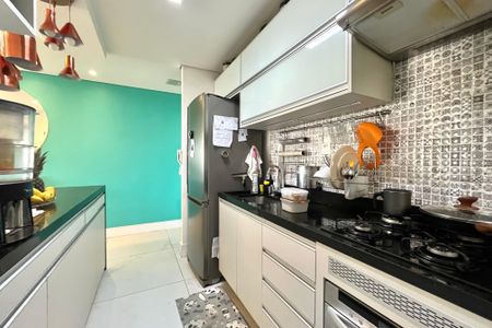 Apartamento à venda com 78m², 3 quartos e 2 vagas Apartamento à venda com 78m², 3 quartos e 2 vagasCozinha