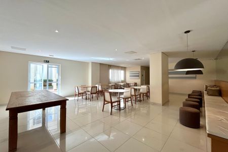 Apartamento à venda com 78m², 3 quartos e 2 vagas Apartamento à venda com 78m², 3 quartos e 2 vagasÁrea comum - Salão de festas