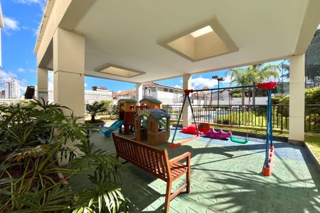 Apartamento à venda com 78m², 3 quartos e 2 vagas Apartamento à venda com 78m², 3 quartos e 2 vagasÁrea comum - Playground
