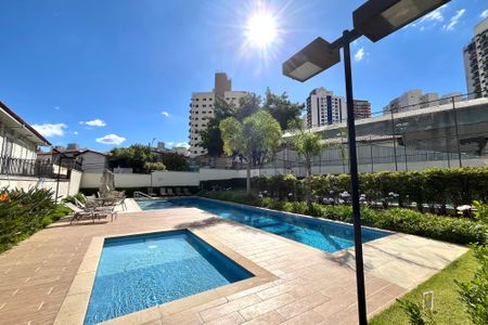 Apartamento à venda com 78m², 3 quartos e 2 vagas Apartamento à venda com 78m², 3 quartos e 2 vagasÁrea comum - Piscina