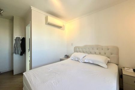 Apartamento à venda com 78m², 3 quartos e 2 vagas Apartamento à venda com 78m², 3 quartos e 2 vagasSuíte
