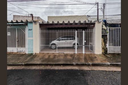 Casa à venda com 120m², 3 quartos e 1 vagaFachada